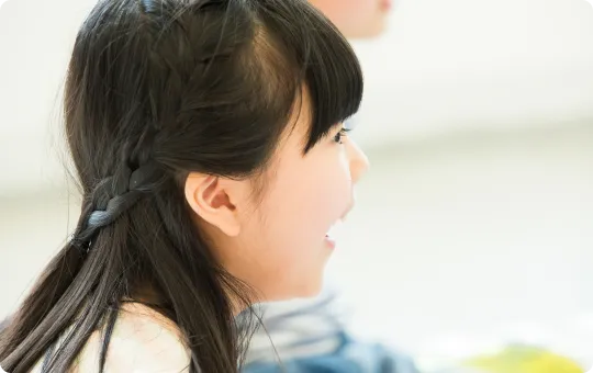 笑顔の女の子の写真